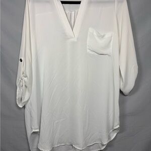 Lush White V-Neck Tunic Size L